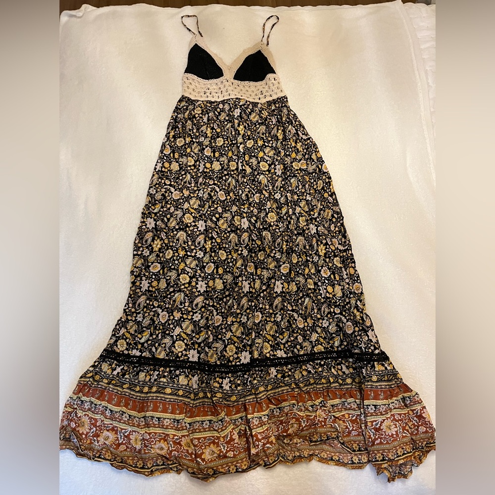 Crochet woven and floral maxi dress Small forever 21 - Picture 6 of 12